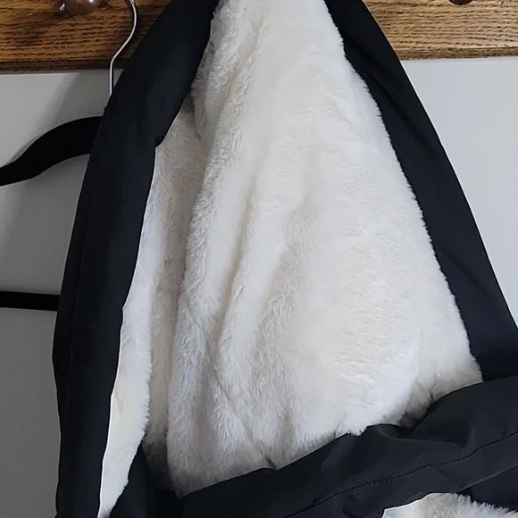 Sebby Women's Black Puffer Jacket w/ Faux Fur Lining, Size 3X - Picture 7 of 7